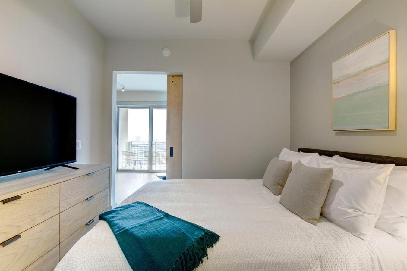 Landing - Modern With Amazing Amenities Apartment Dallas