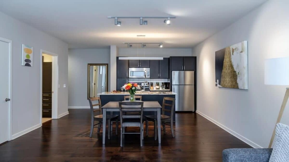 Bold Cozysuites With Gym, Roof #9 Apartment Dallas