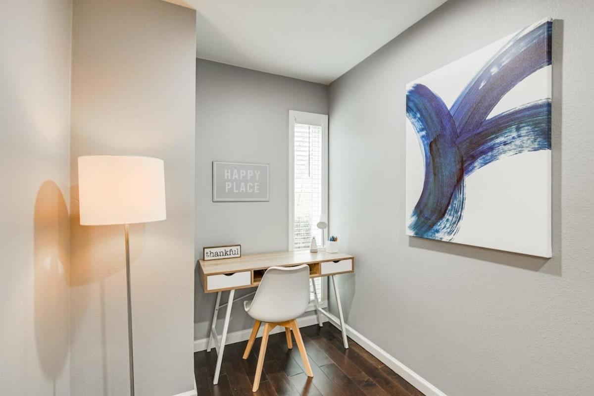 Fantastic Luxury 5 Bedroom With Hot-tub Close To Downtown