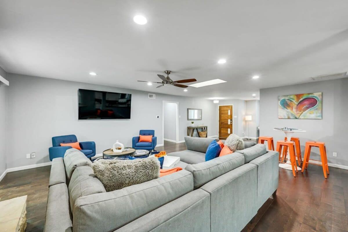 Holiday home Fantastic Luxury 5 Bedroom With Hot-tub Close To Downtown