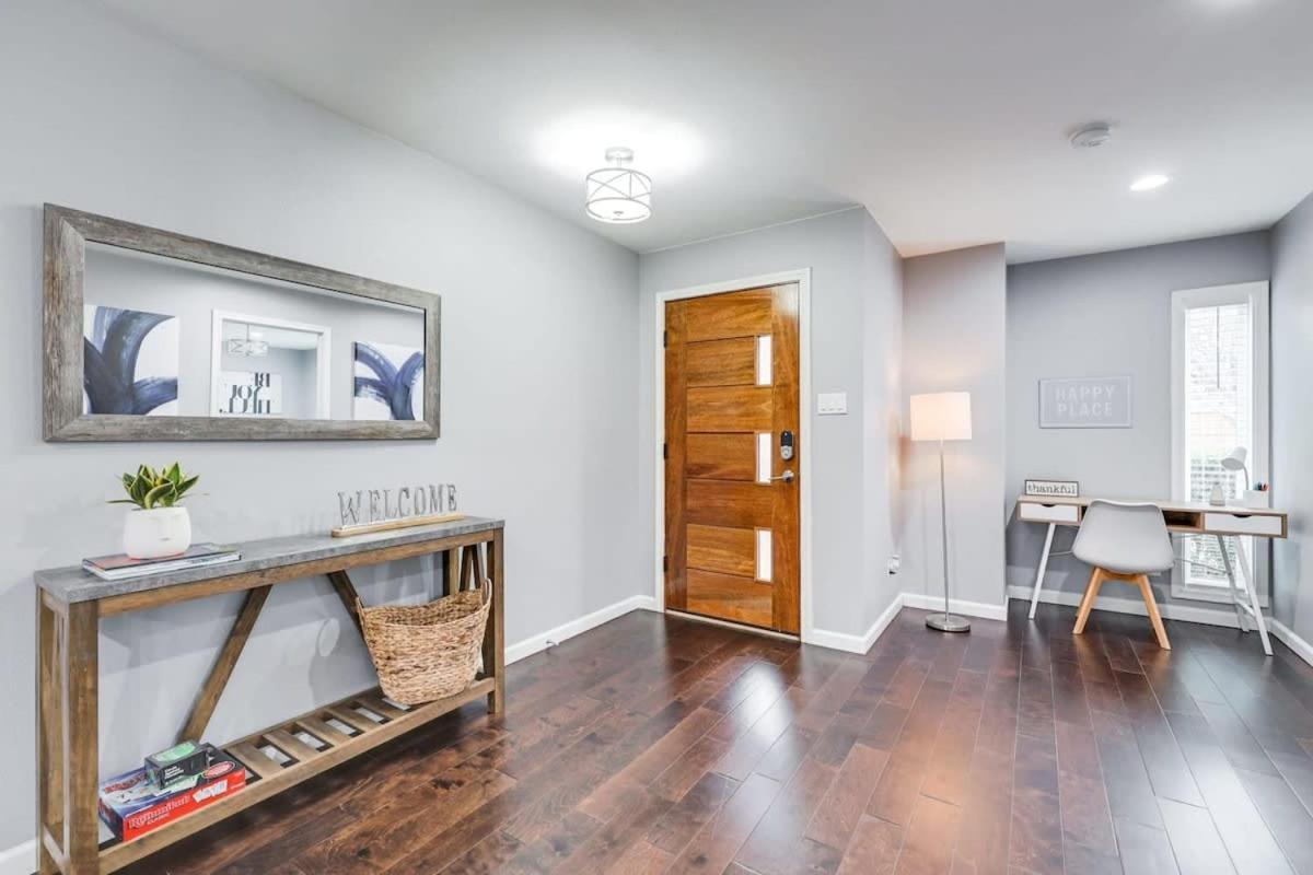 Holiday home Fantastic Luxury 5 Bedroom With Hot-tub Close To Downtown *