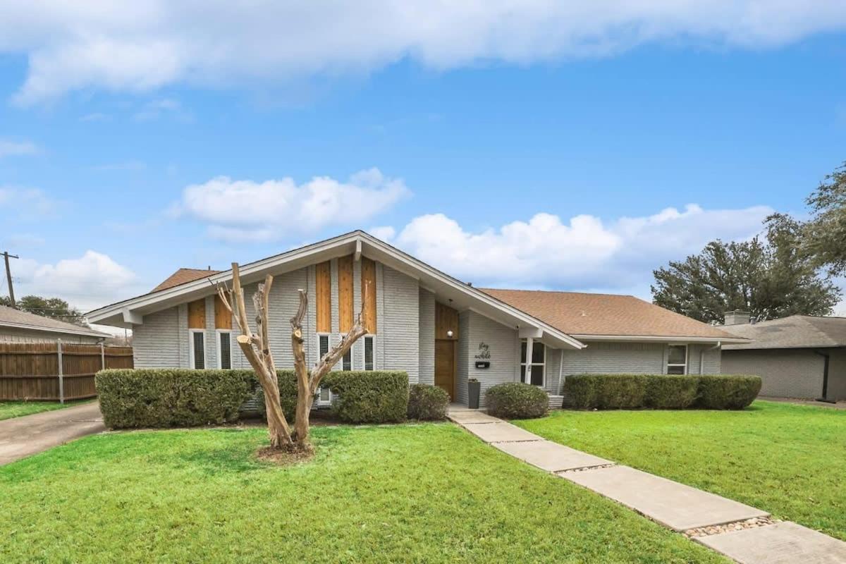 Fantastic Luxury 5 Bedroom With Hot-tub Close To Downtown Holiday home *