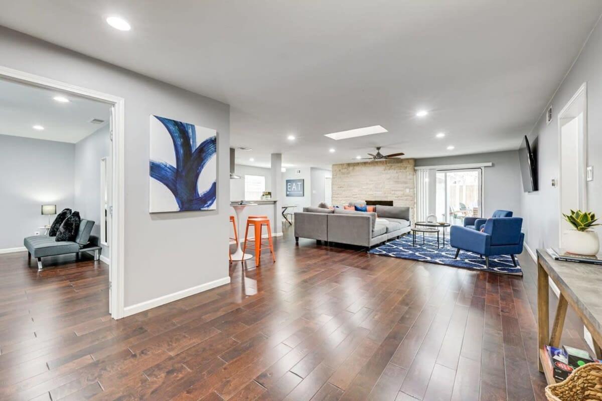 Holiday home Fantastic Luxury 5 Bedroom With Hot-tub Close To Downtown *
