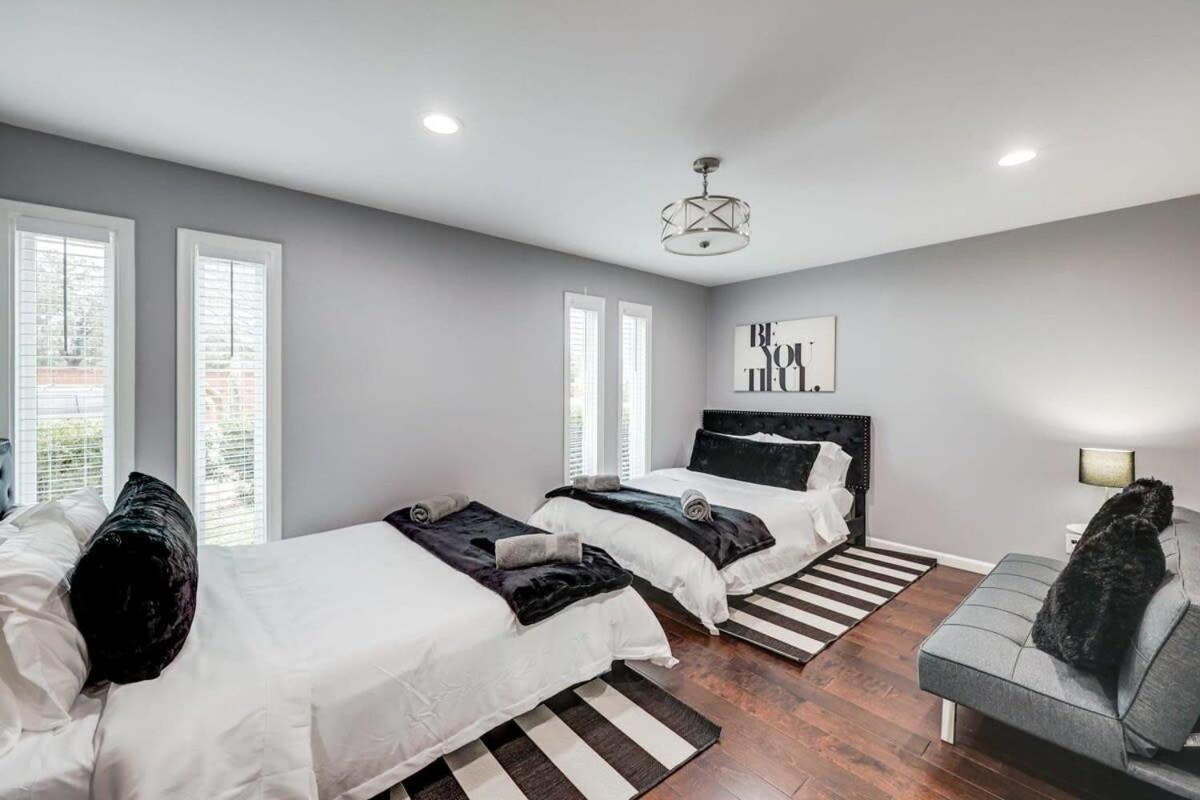 Fantastic Luxury 5 Bedroom With Hot-tub Close To Downtown * Dallas