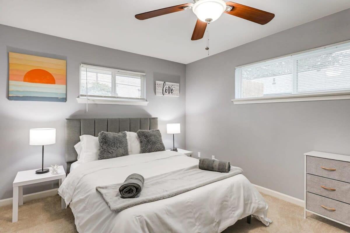 Fantastic Luxury 5 Bedroom With Hot-tub Close To Downtown Holiday home Dallas