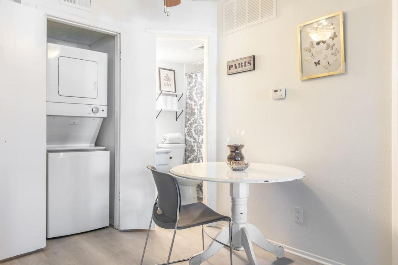 Cozy Long Term With Pool Access In Dfw Apartment