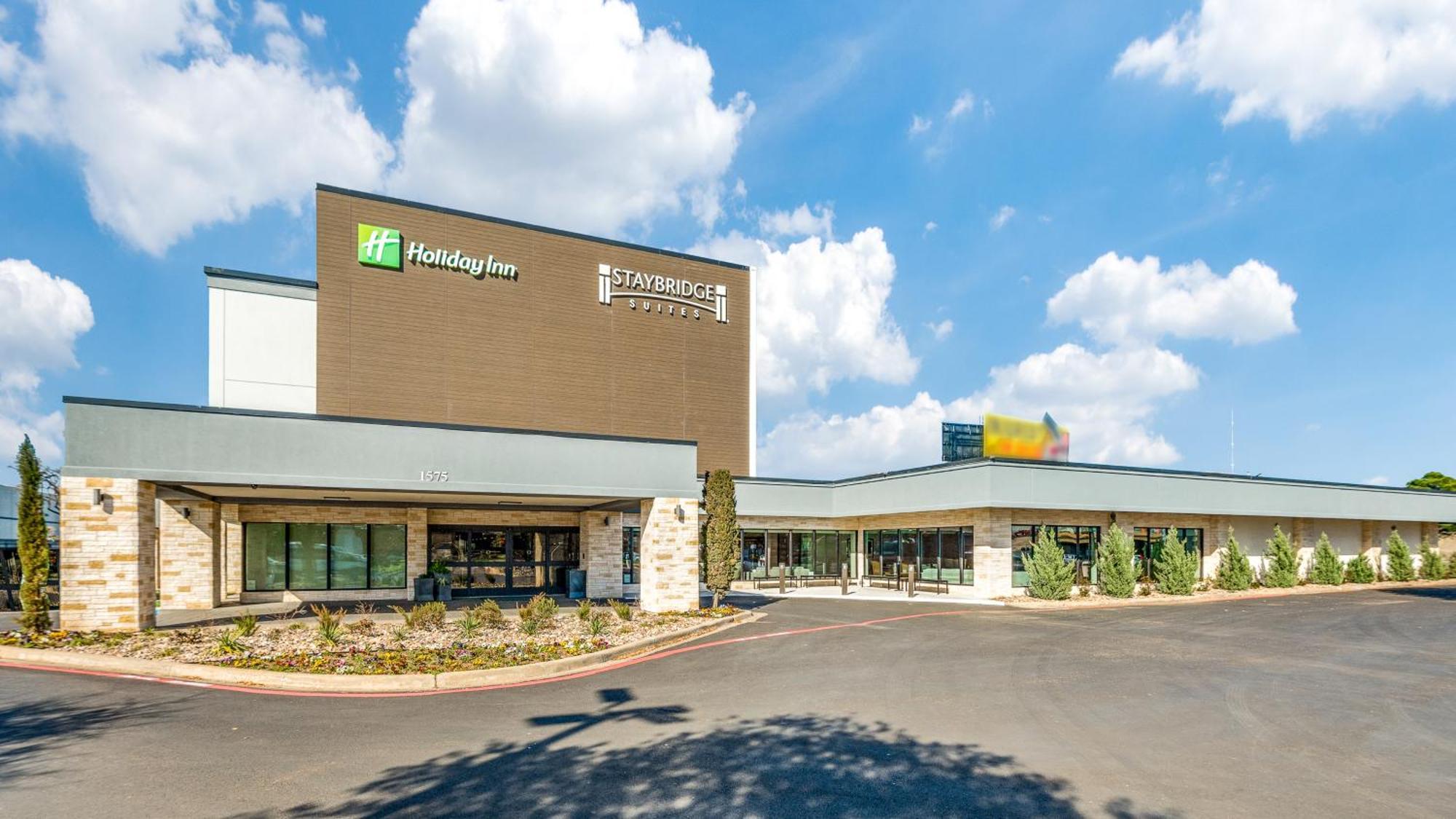 Hotel Staybridge Market Ctr Field, An Ihg Dallas