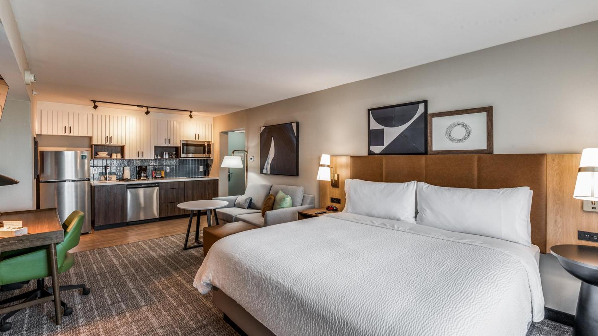 Staybridge Market Ctr Field, An Ihg 3* Dallas