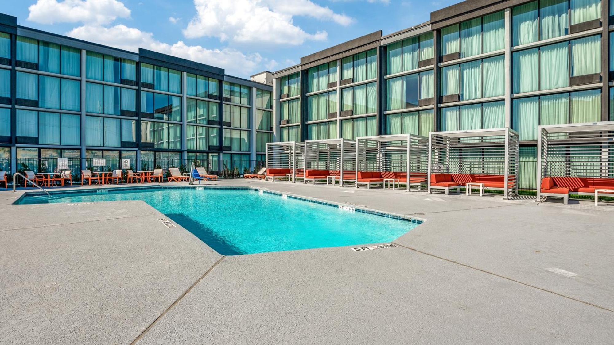 Staybridge Market Ctr Field, An Ihg 3* Dallas