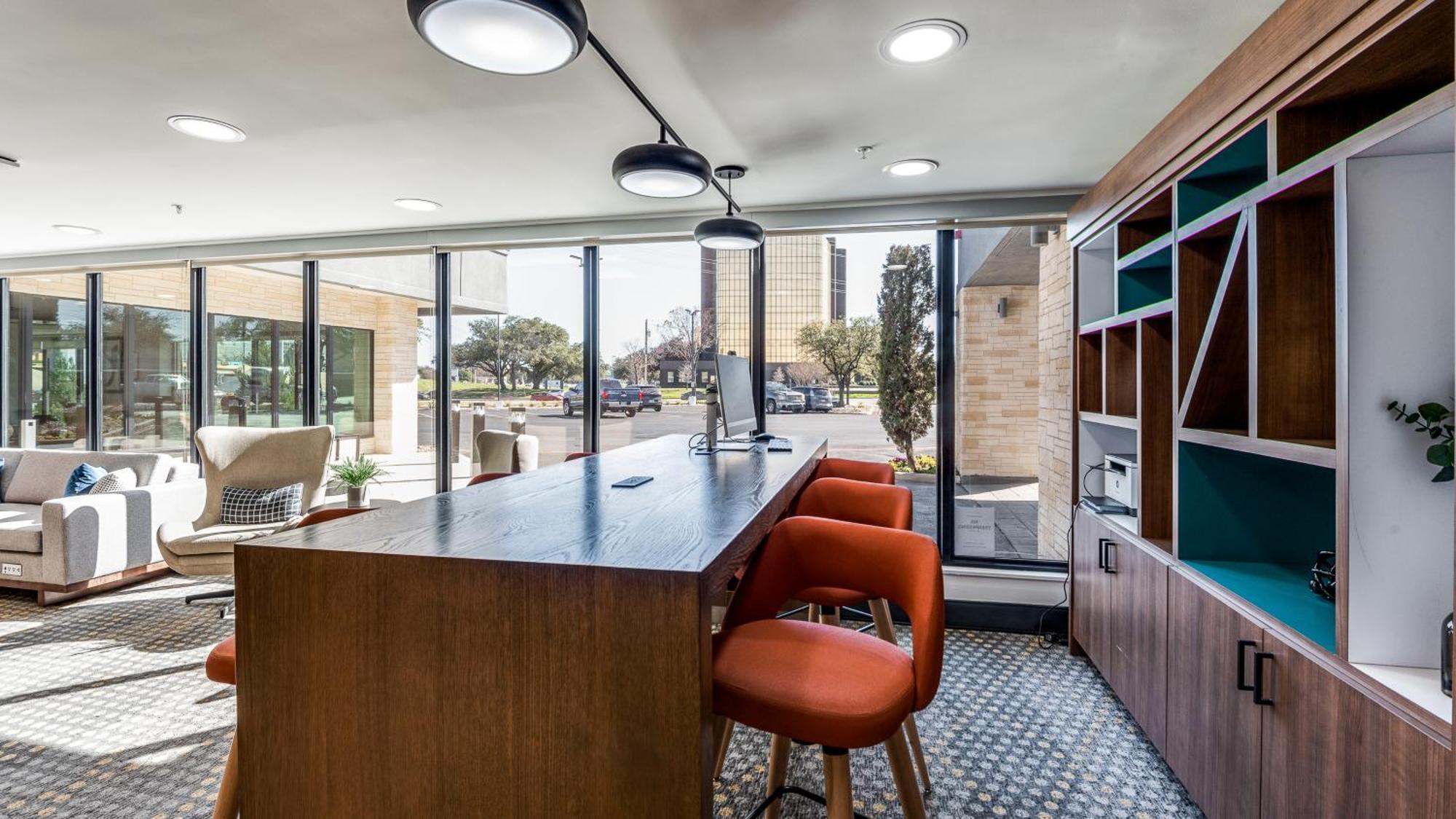 Hotel Staybridge Market Ctr Field, An Ihg Dallas