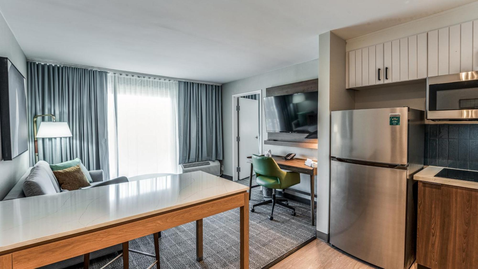 Staybridge Market Ctr Field, An Ihg 3*