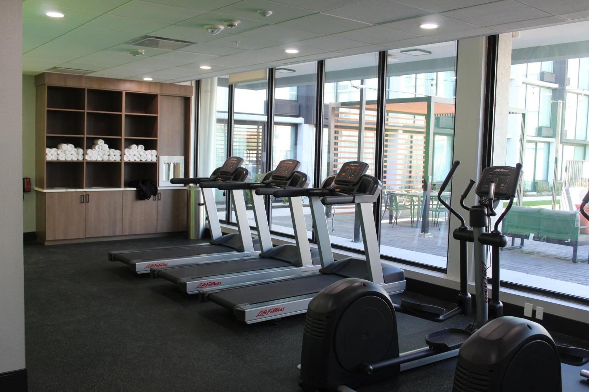 Staybridge Market Ctr Field, An Ihg 3* Dallas