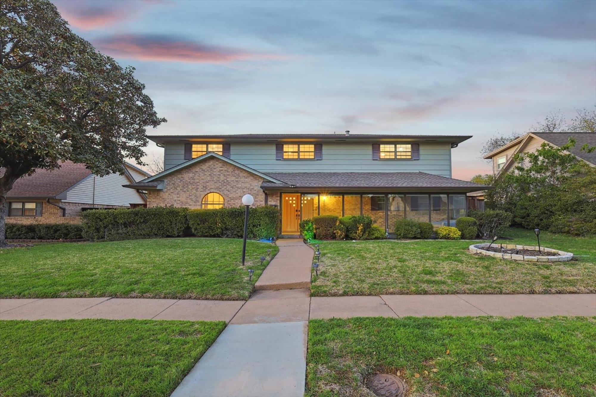 Spectacular 6br 2,5ba With Pool Holiday home *