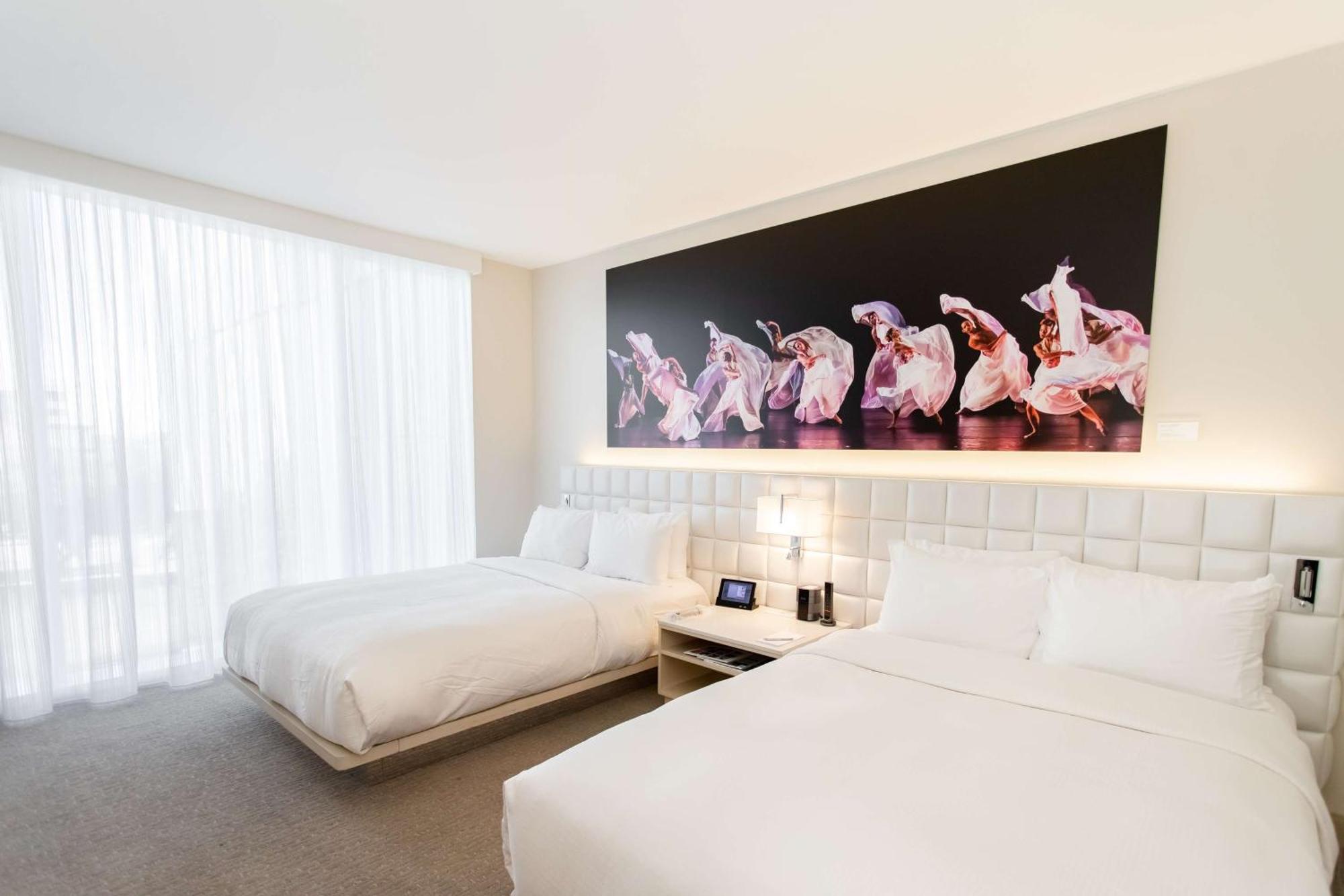Hall Arts Dallas, Curio Collection By Hilton