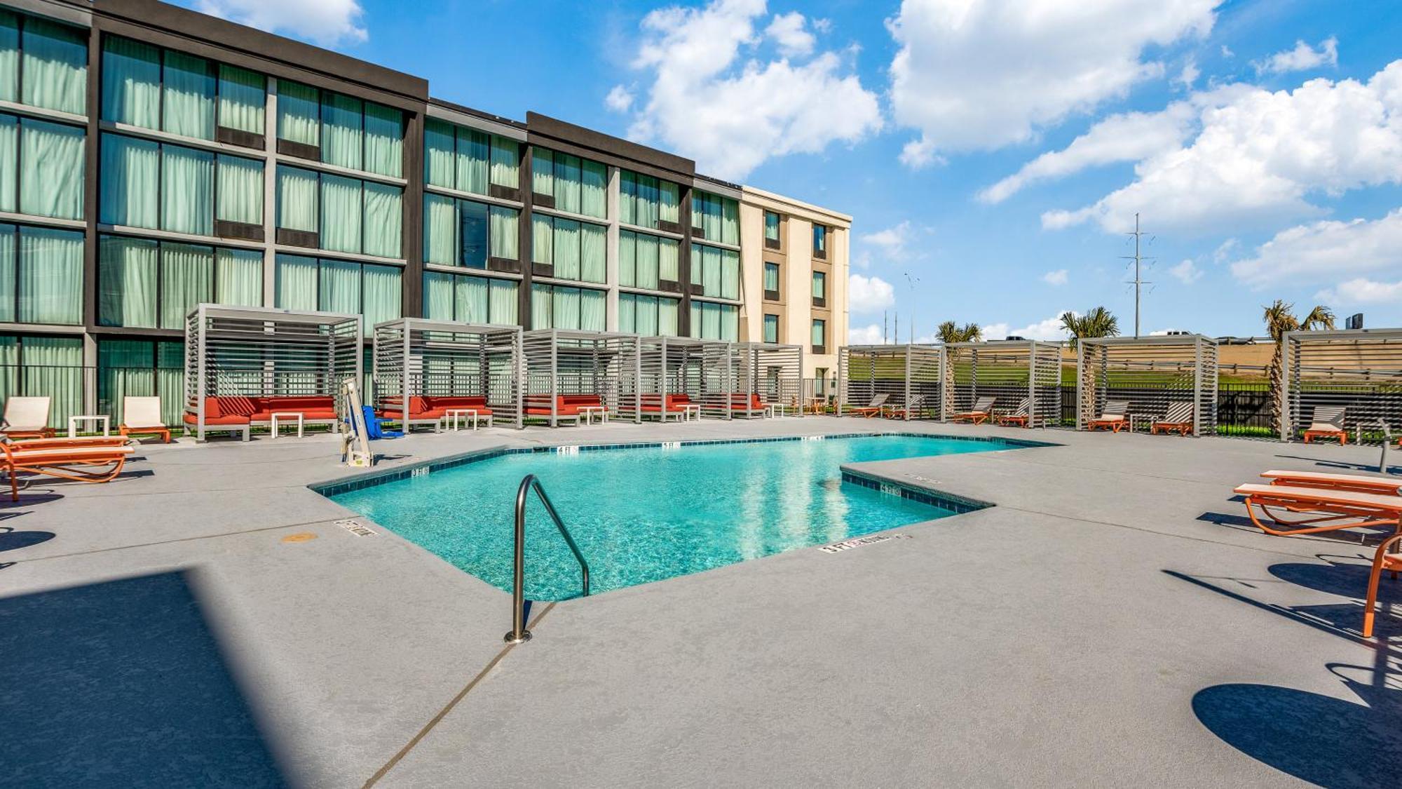 Market Ctr Field By Ihg Hotel