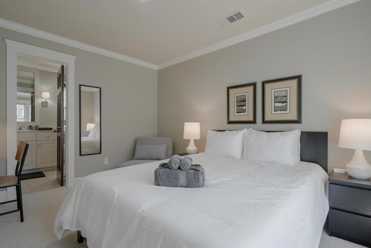 Holiday home Upscale Uptown Estate In Heart Of Dallas