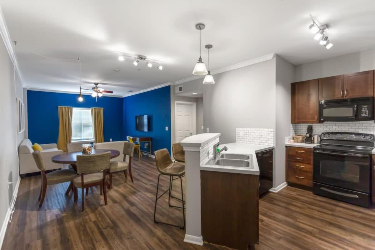 Apartment Charming 1bd In Trendy West End Neighborhood