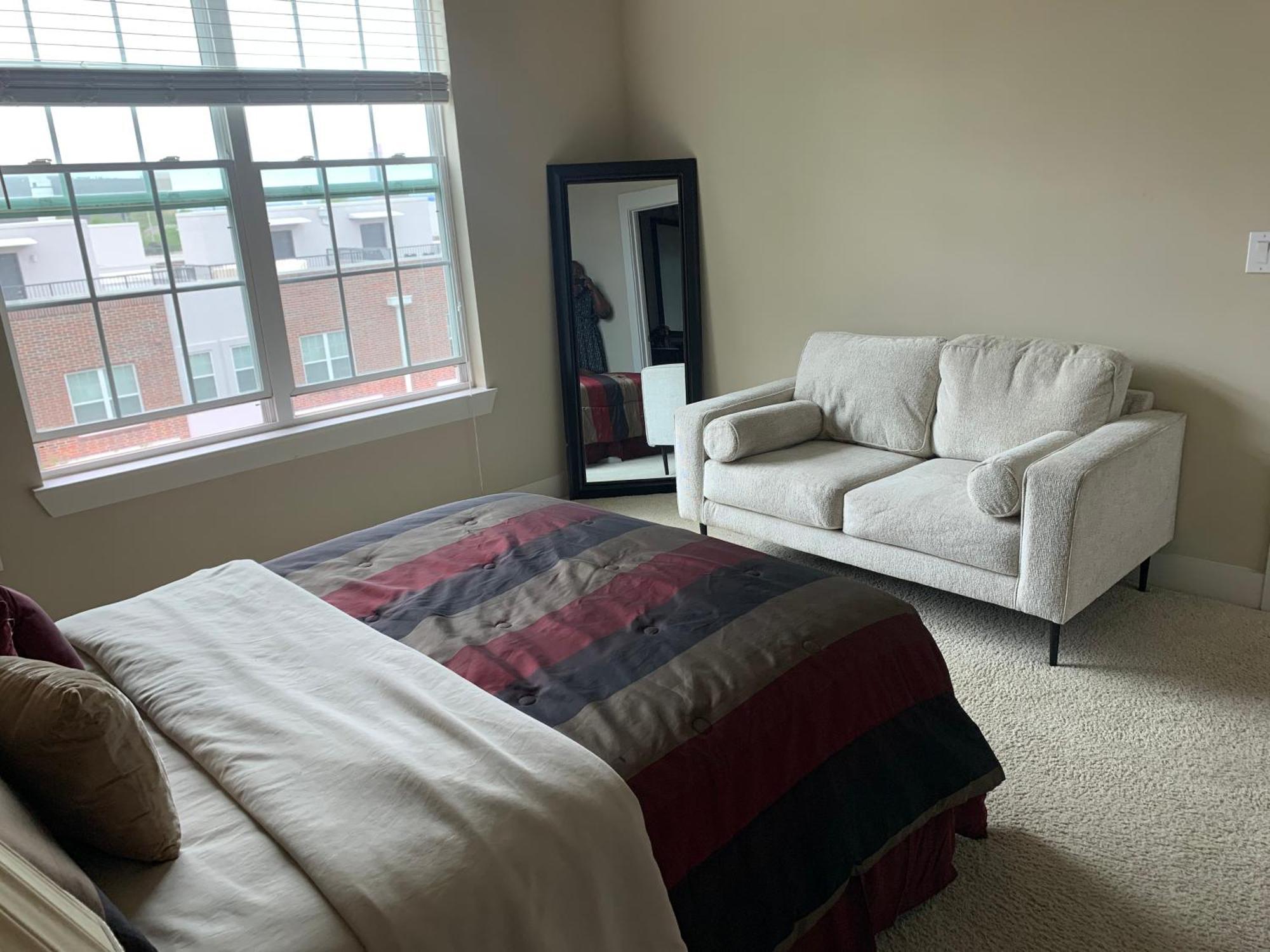 Apartamento Your 1br And Lr Away From