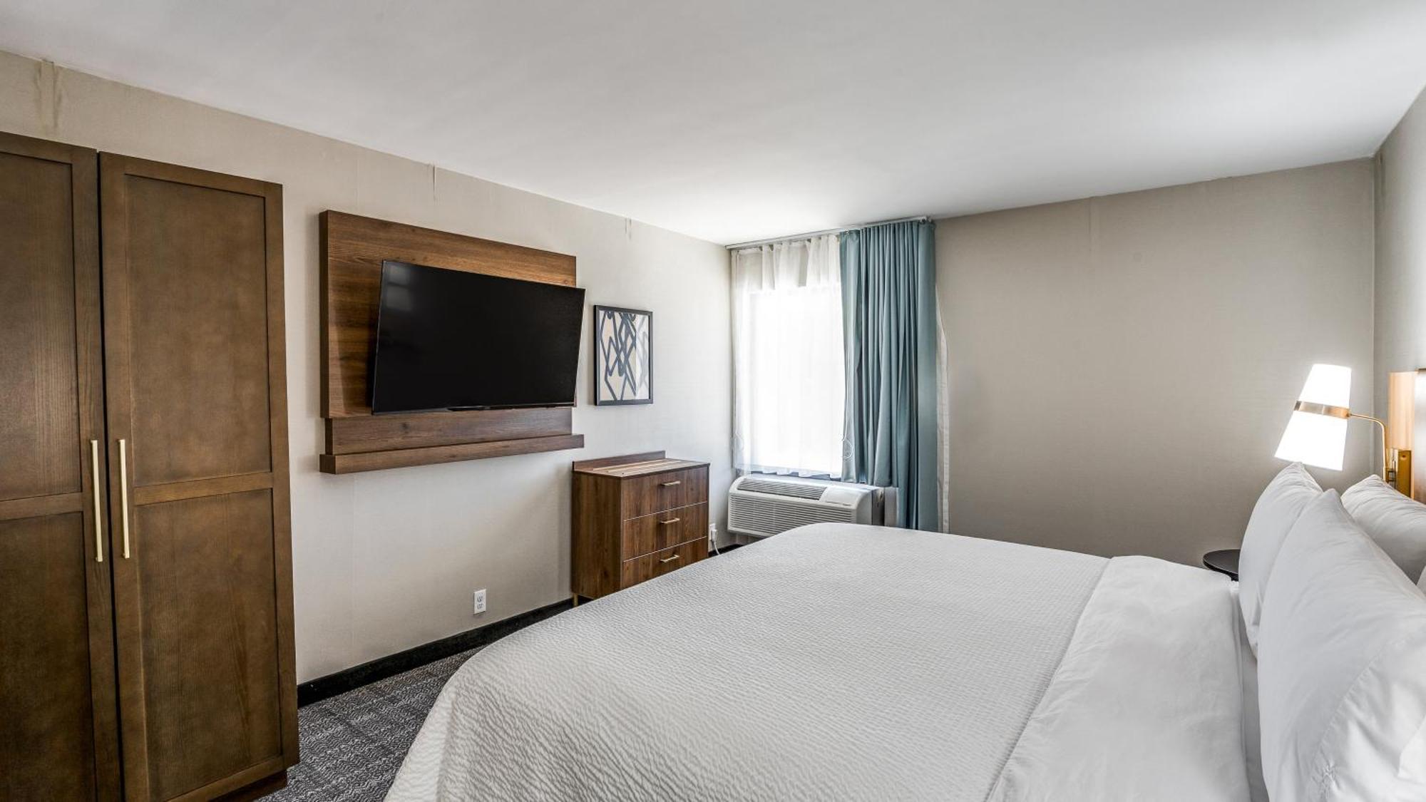Staybridge Market Ctr Field, An Ihg