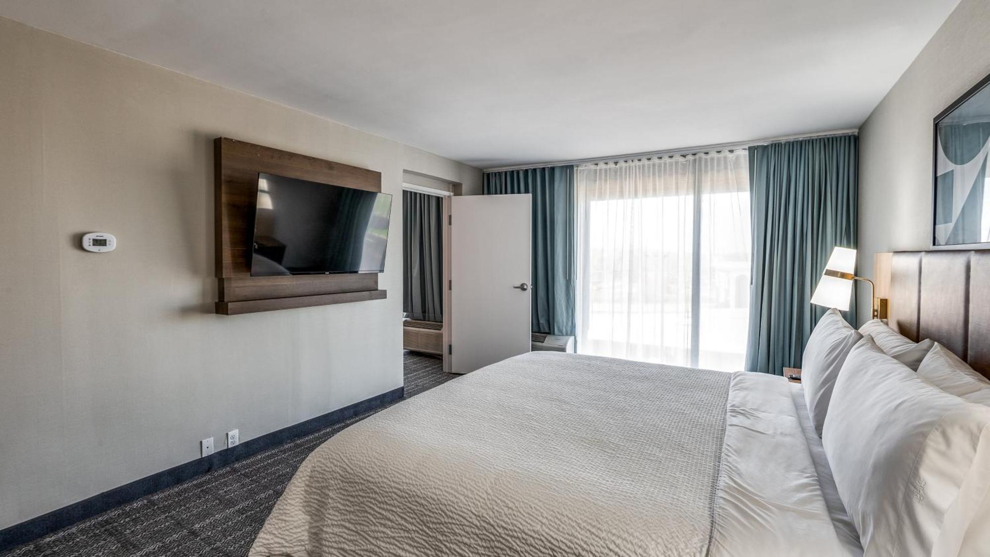 Staybridge Market Ctr Field, An Ihg 3* Dallas