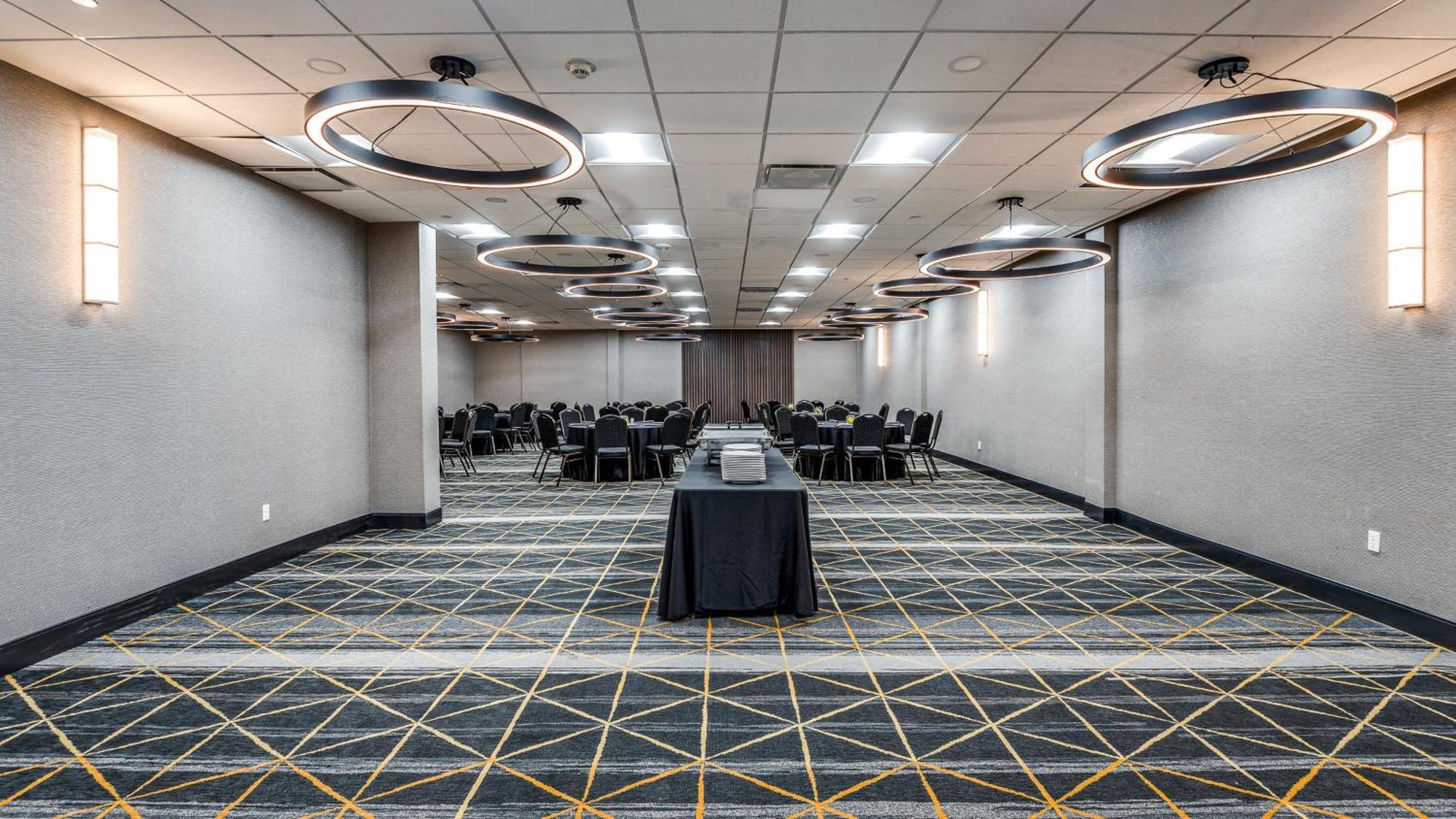 Staybridge Market Ctr Field, An Ihg