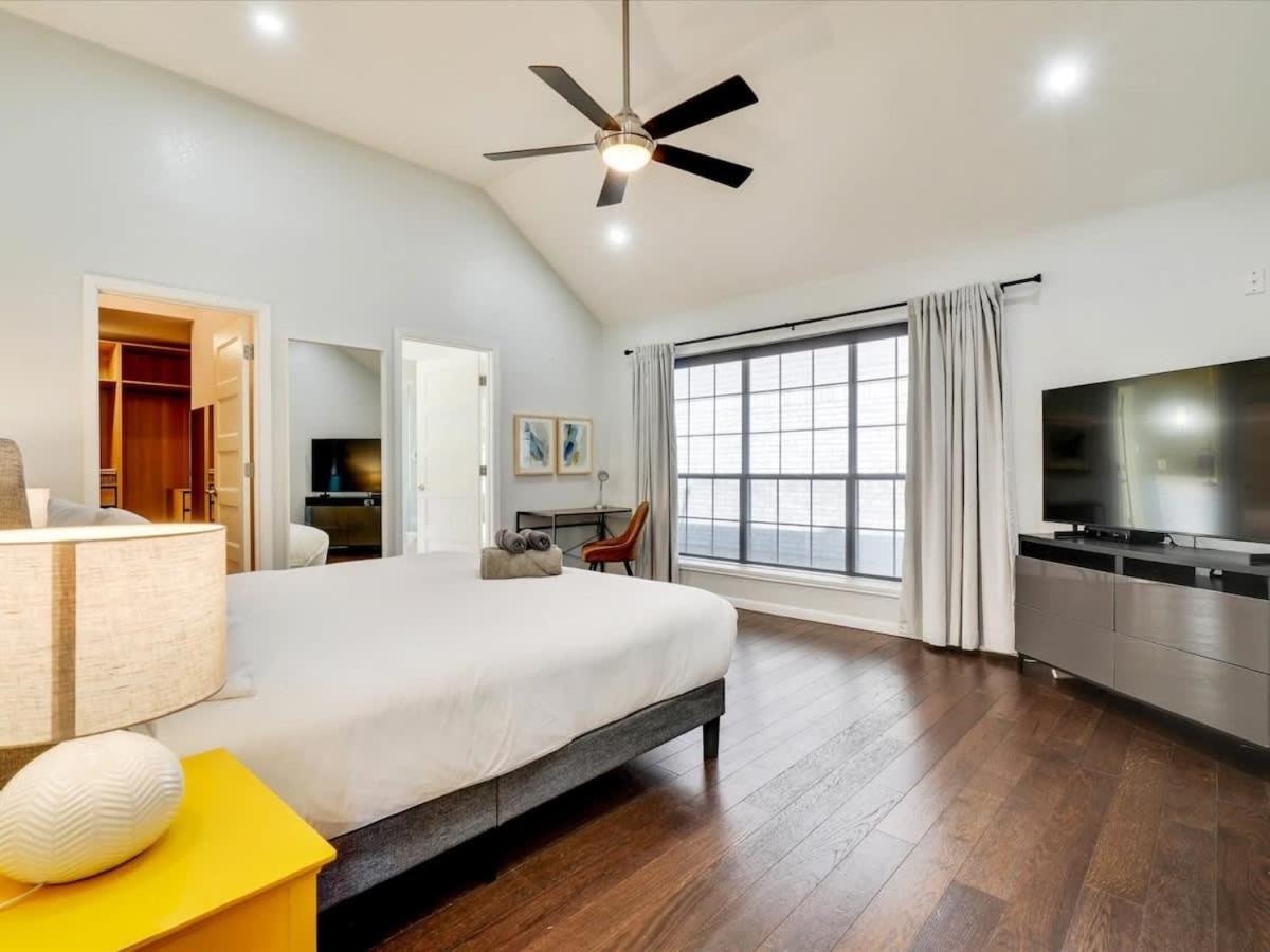 Comfortable Modern Design House With Jacuzzi Holiday home *
