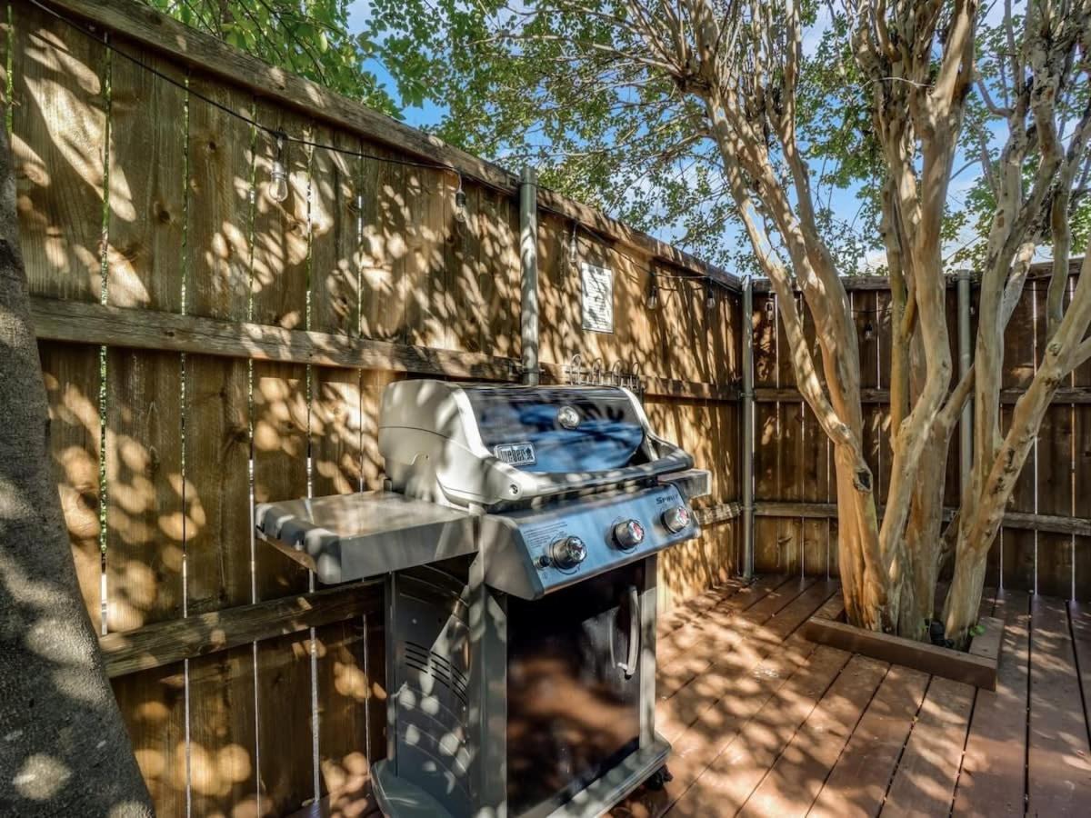 Comfortable Modern Design House With Jacuzzi * Dallas