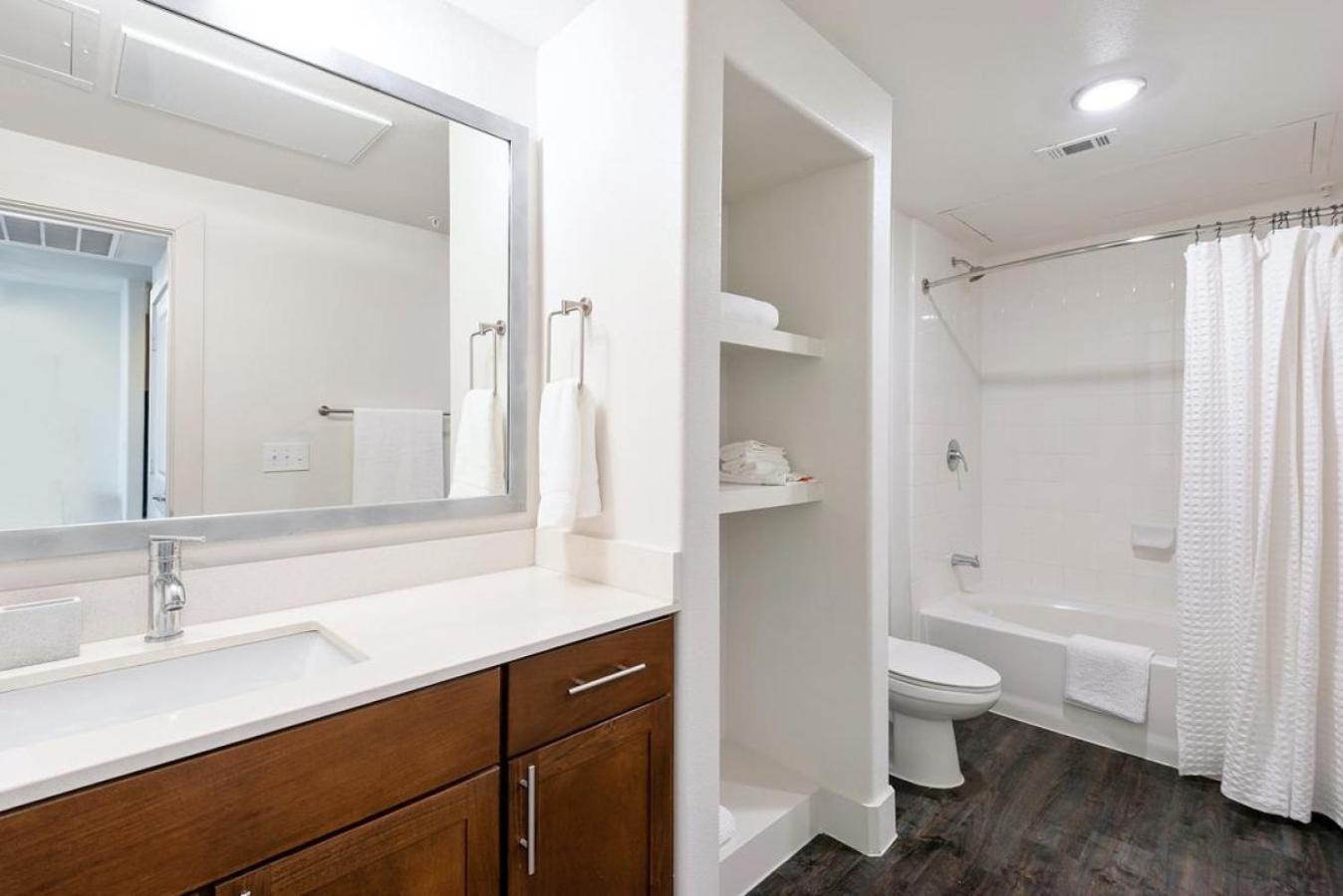 Apartamento Landing At The At Midtown - 1 Bedroom In Northeast Dallas