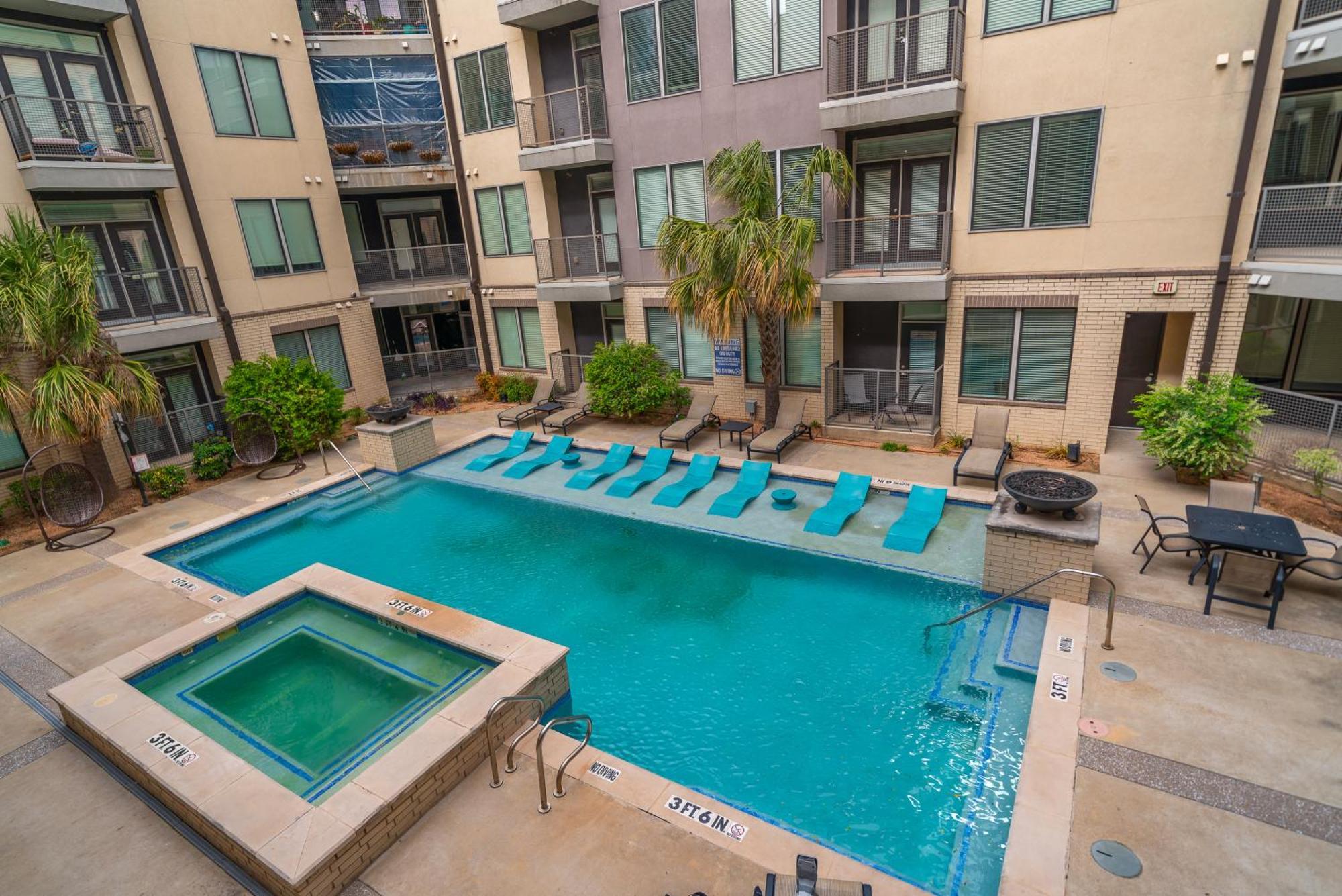 Park West 202 Uptown Haven, Pool, Gym, Parking * Dallas