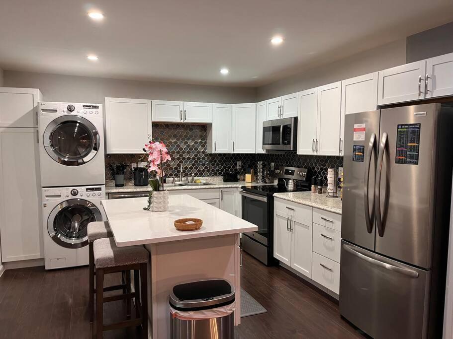 Healing Haven King Bed Apartment Dallas