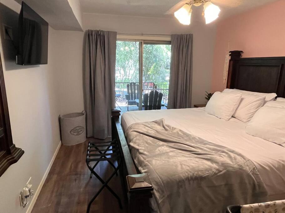 Healing Haven King Bed *