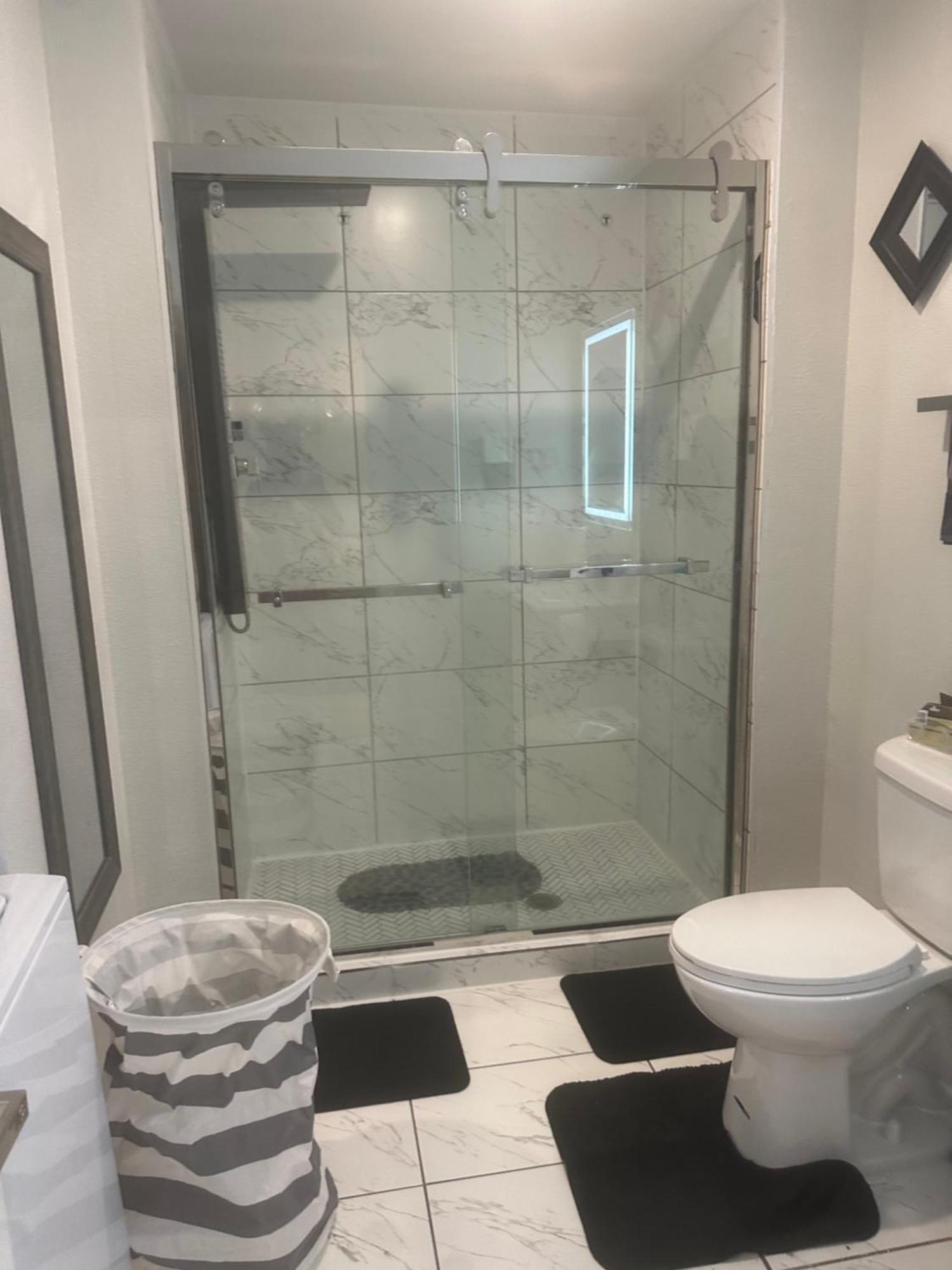 Apartment 6 Min To Deep Ellum *