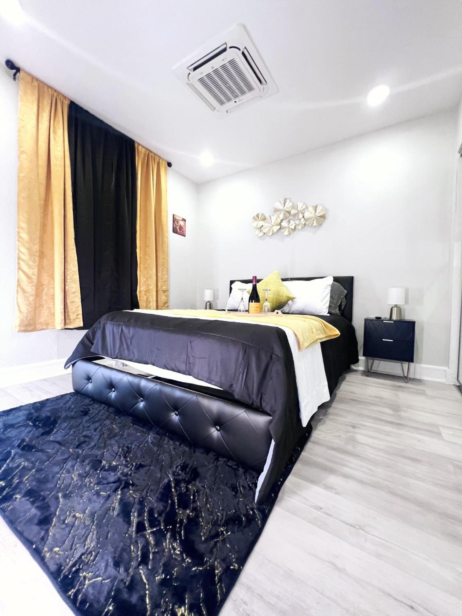 6 Min To Deep Ellum Apartment *