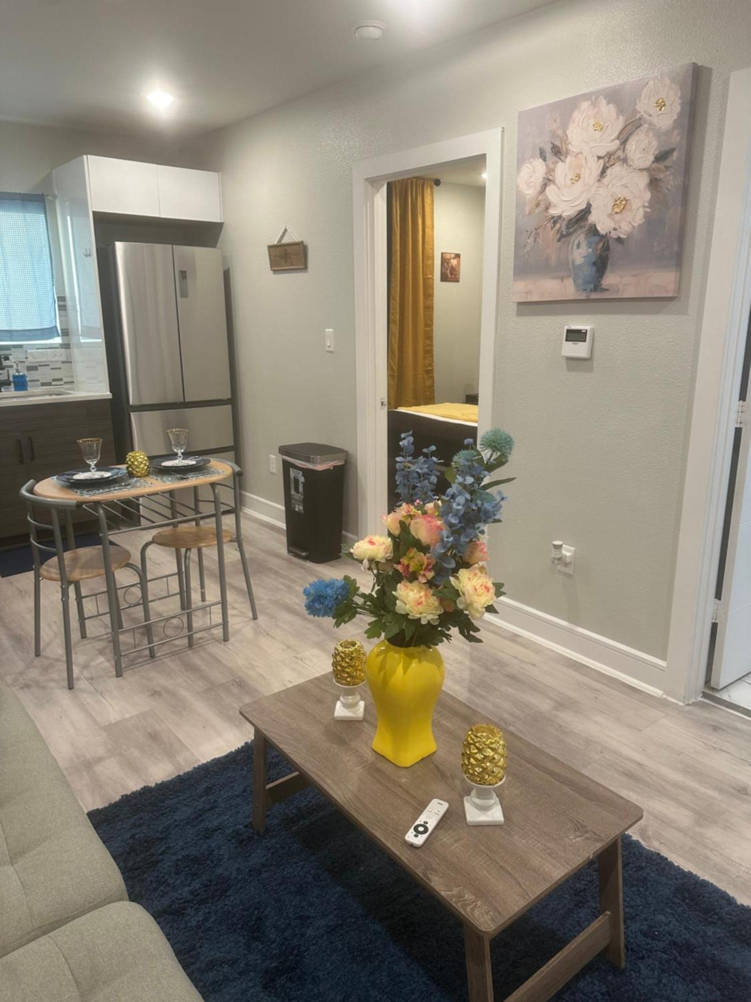 6 Min To Deep Ellum Apartment