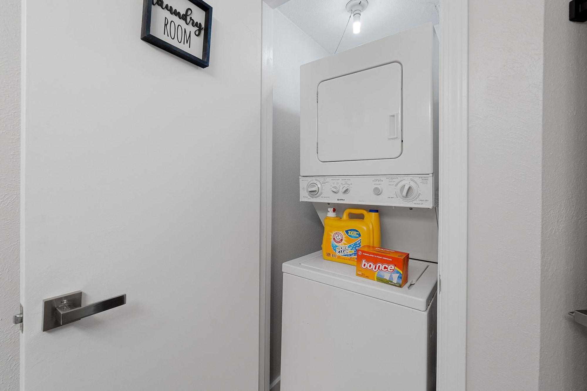 Newly Remodeled, Modern And Cozy * Dallas