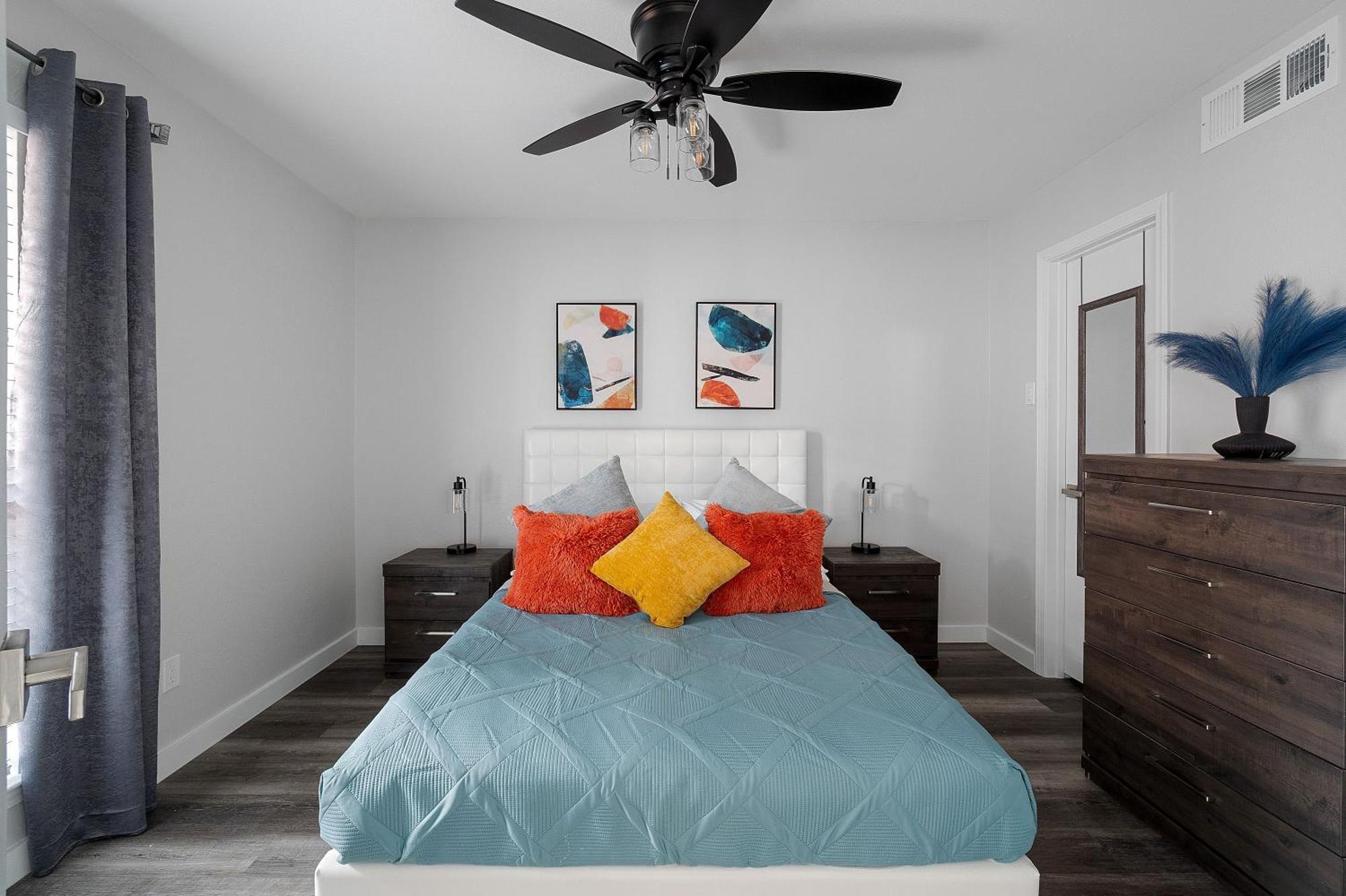Newly Remodeled, Modern And Cozy * Dallas