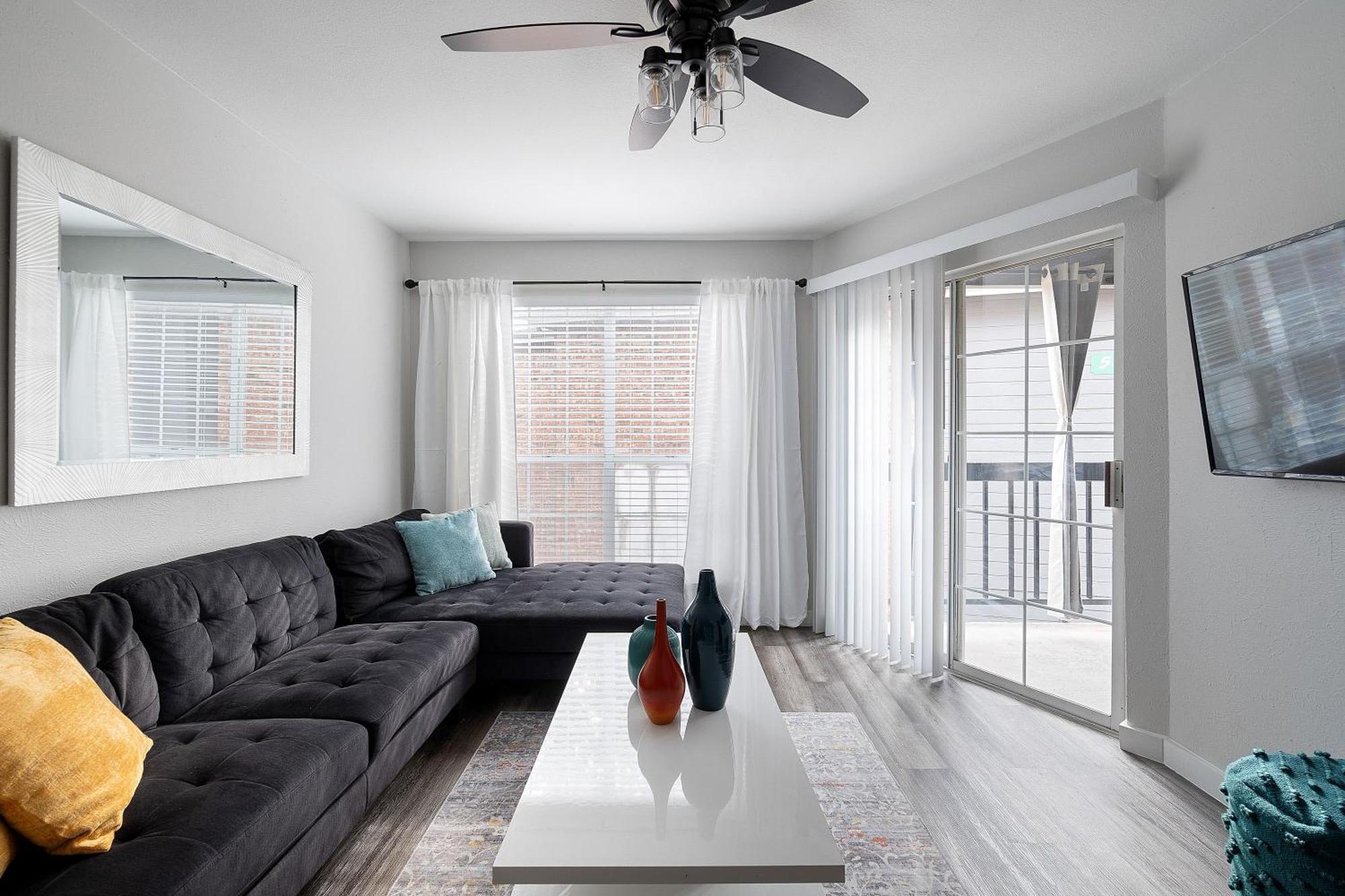 Apartment Newly Remodeled, Modern And Cozy Dallas