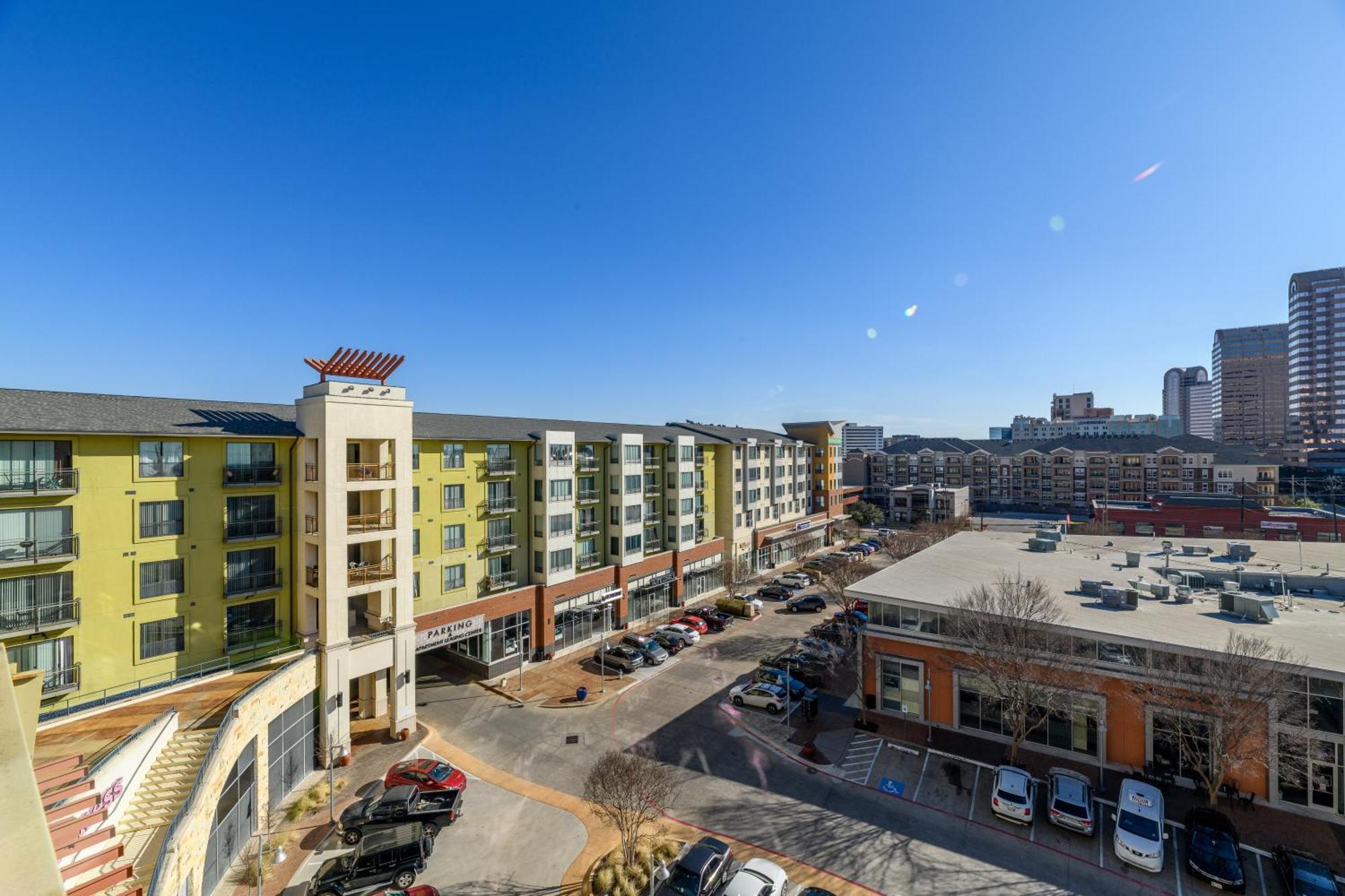 Relaxstay - Private Spacious 1br Near Galleria Apartment *