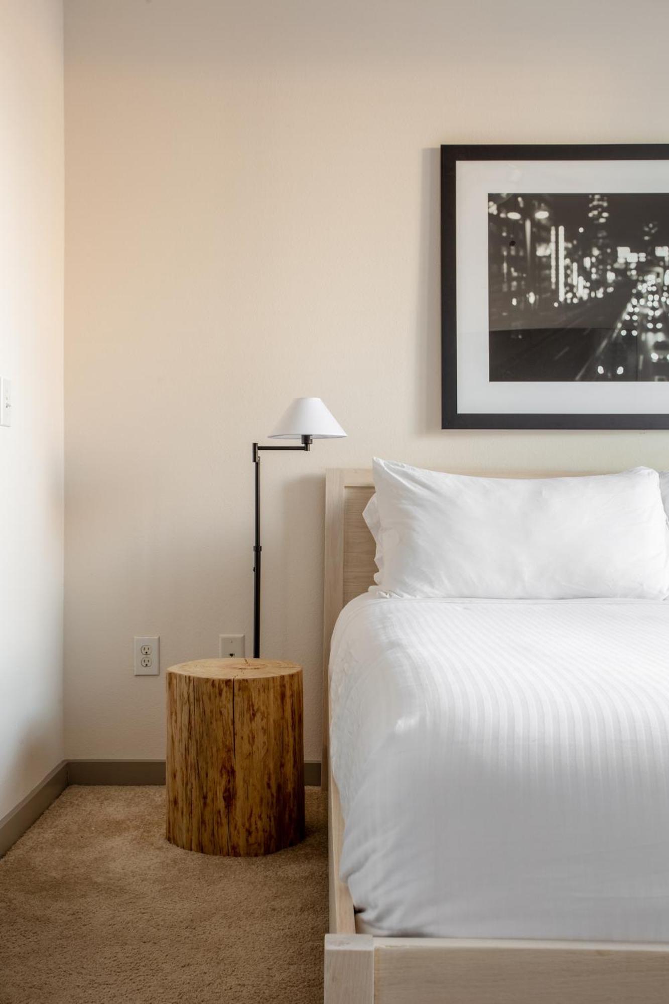 Kasa Field-medical District Aparthotel 4*