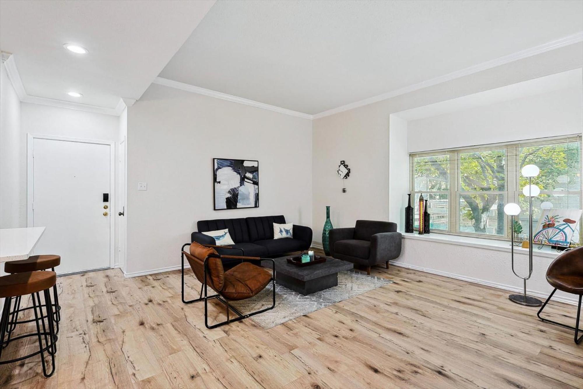 The Of The North Area Pool & Patio Apartment