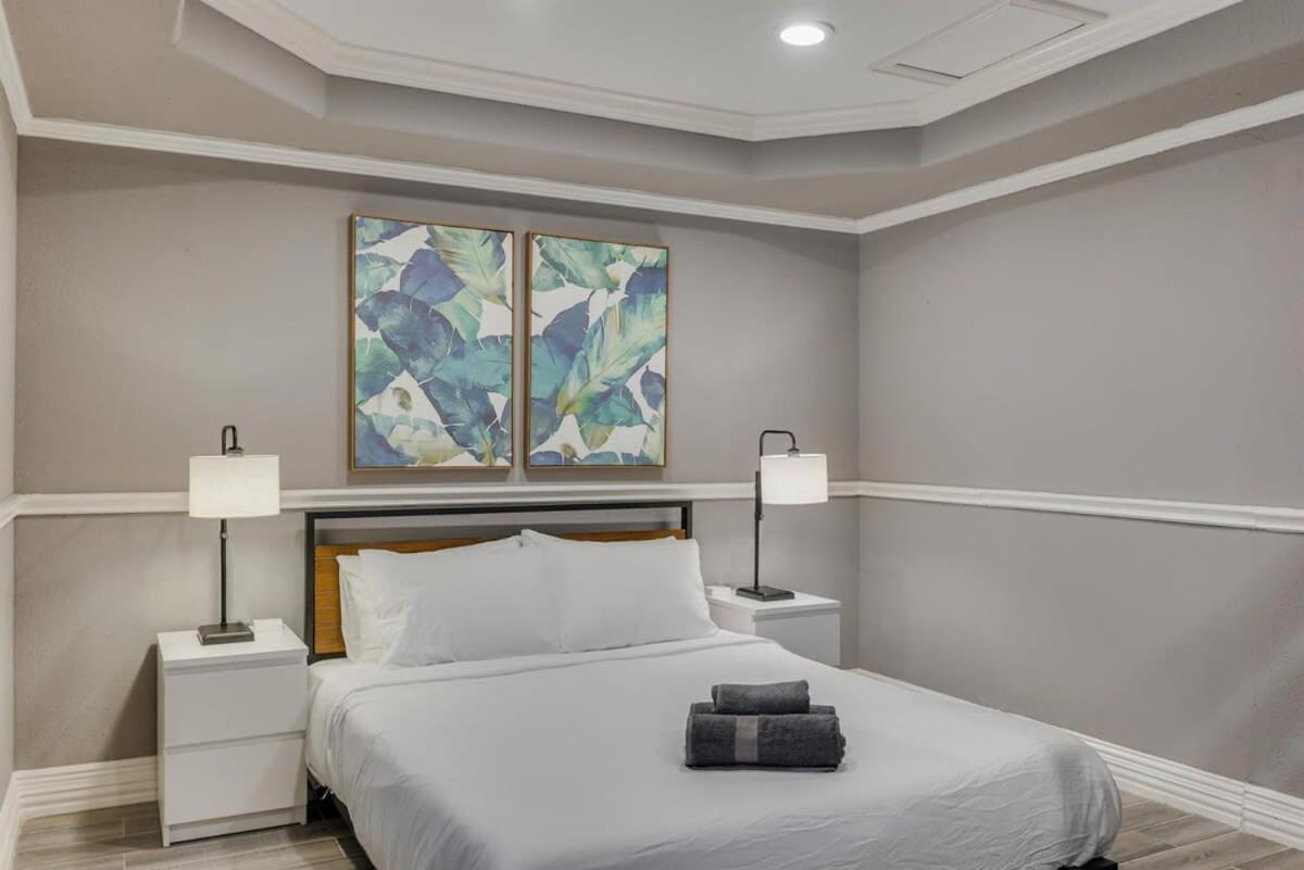 Beautiful House For Big Groups With A Cinema Dallas