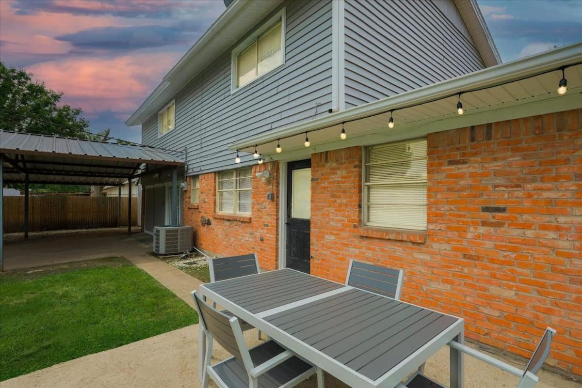 Beautiful House For Big Groups With A Cinema * Dallas