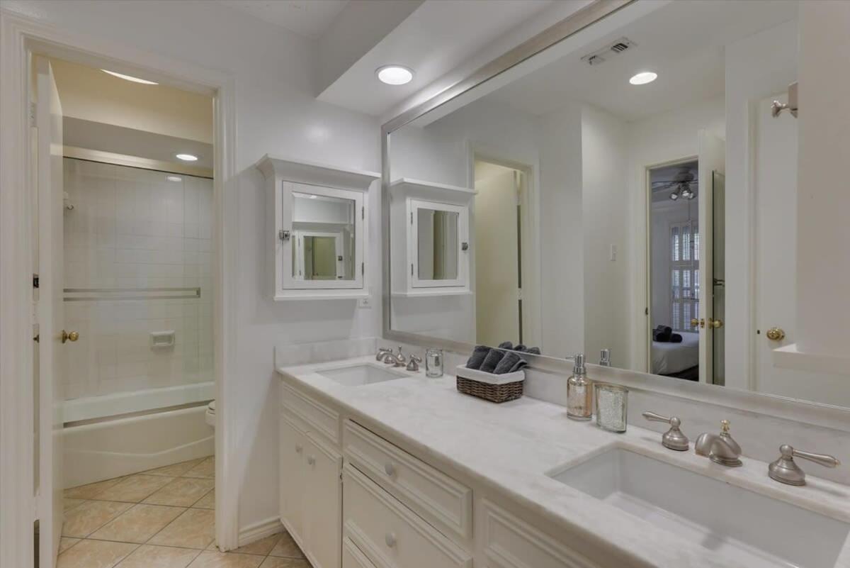 Gem 5 Bedrooms With Pool Game Dallas