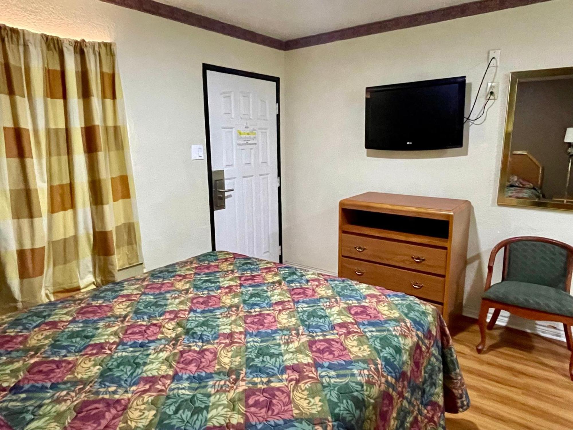 Ankur Motel