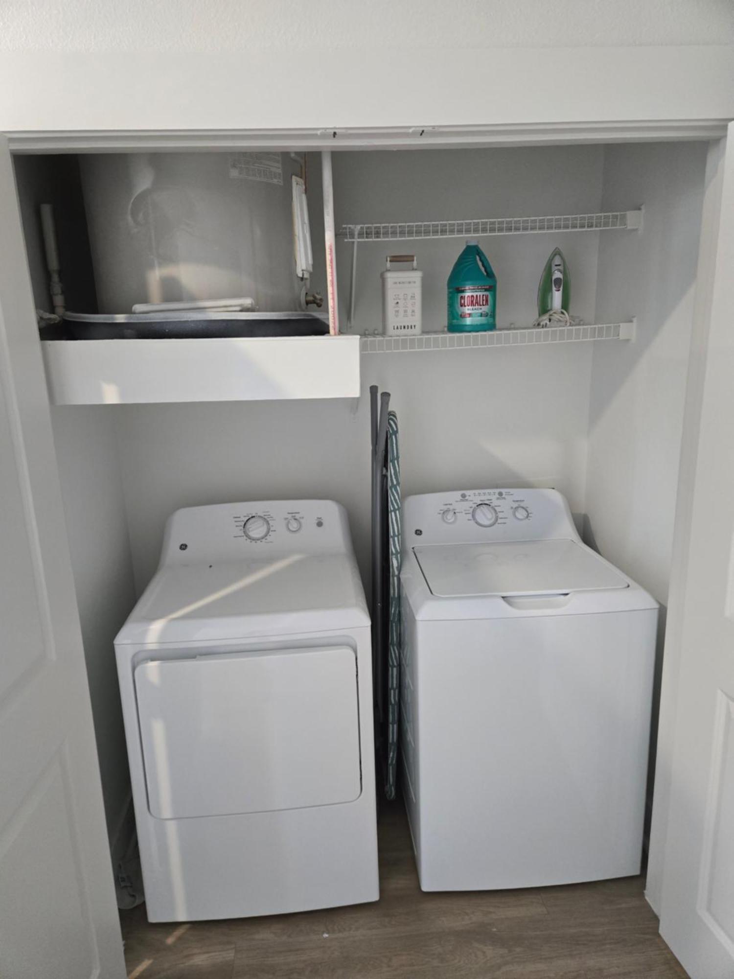 Comfortable 1 Bedroom *