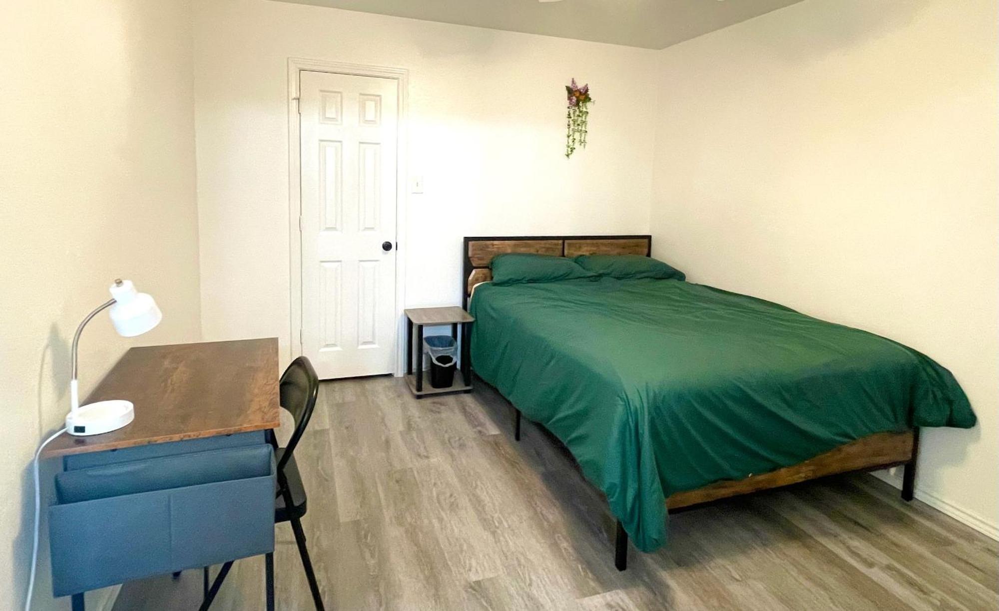 Private Near Downtown * Dallas