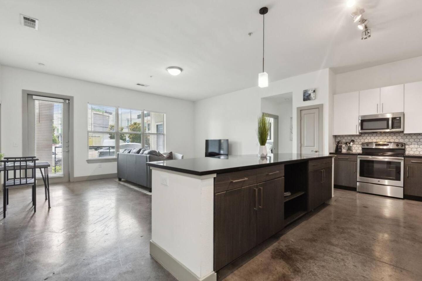 The Oasis Apartment Dallas