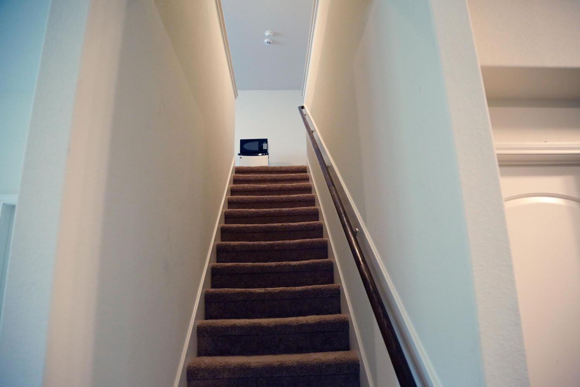 Luxury 5br Retreat With Business Amenities - Perfect For Business Travelers, Families & Groups Holiday home Dallas