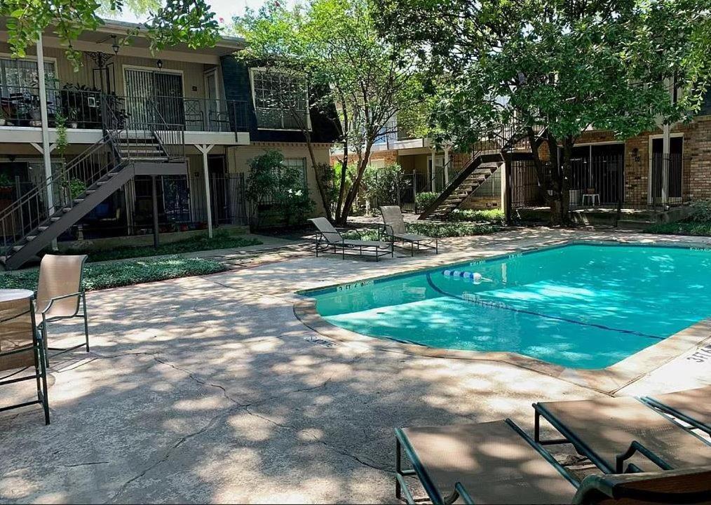 Serene Scrubs Apartment Dallas
