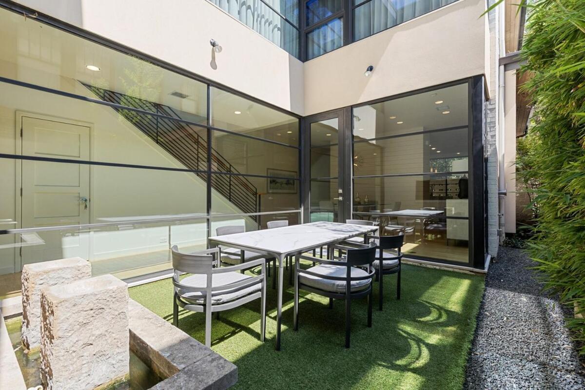 Modern Luxury Holiday home *